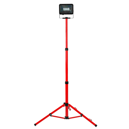 PROJECTEUR LED SUR TREPIED